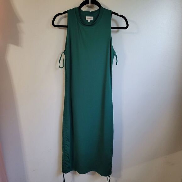 Revolve Superdown Cory Green Ruched Side Dress Size Medium - Picture 4 of 8